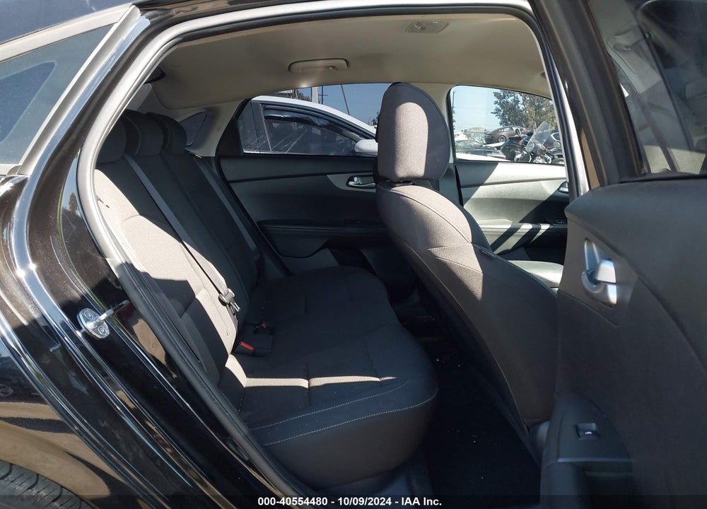 2020 KIA FORTE LXS VIN: 3KPF24AD2LE228025