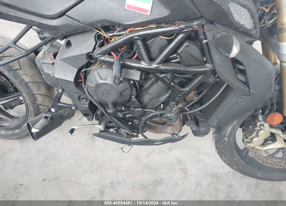 2016 M. V. AGUSTA BRUTALE 800 RR VIN: ZCGJFGNU0GV011301