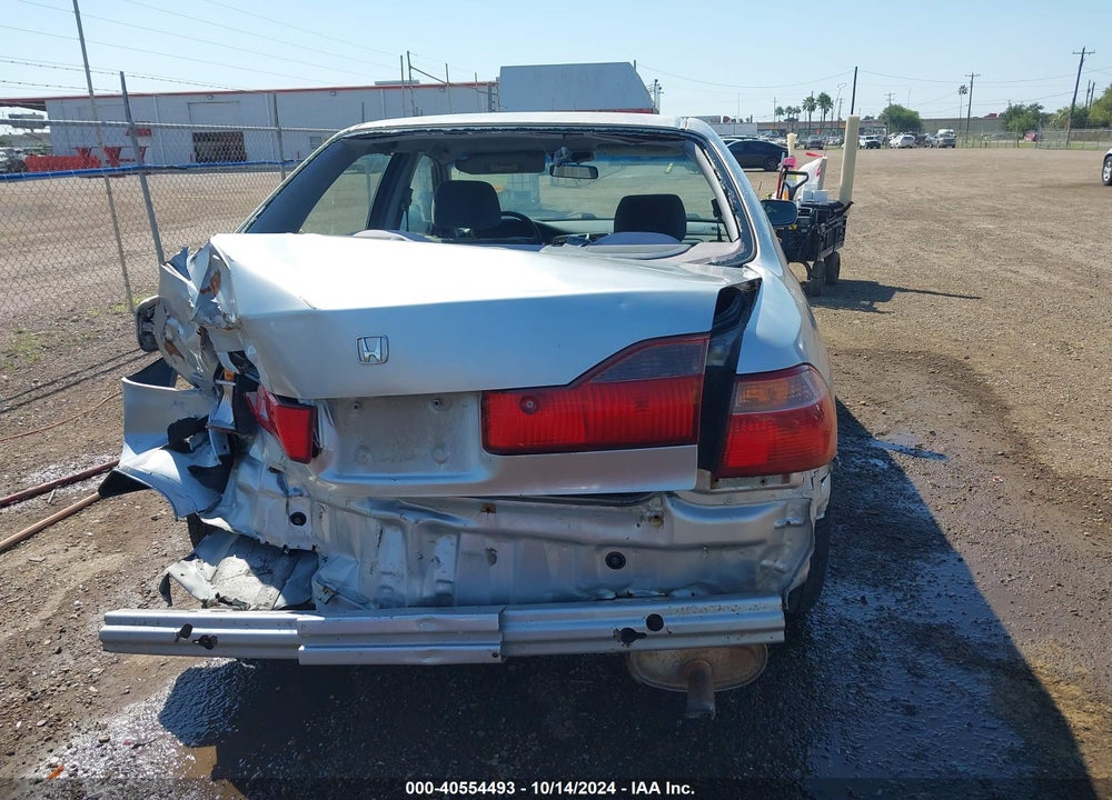 1999 HONDA ACCORD LX VIN: JHMCG5647XC036372