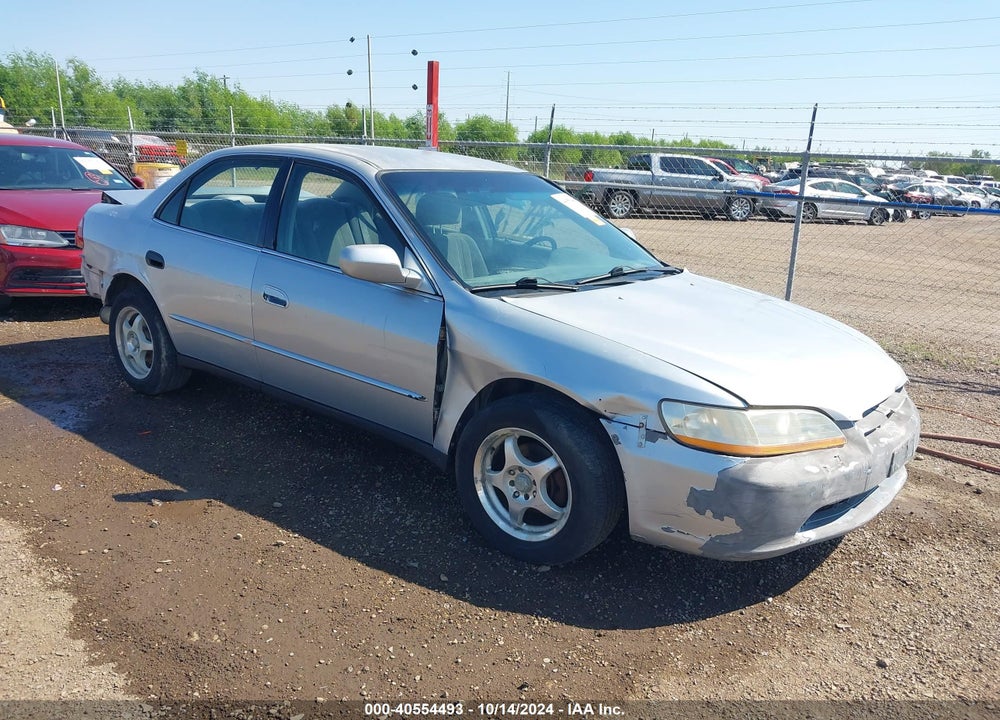1999 HONDA ACCORD LX VIN: JHMCG5647XC036372