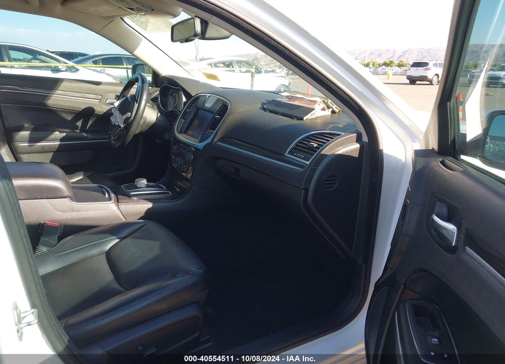 2021 CHRYSLER 300 TOURING L VIN: 2C3CCAAG3MH566973