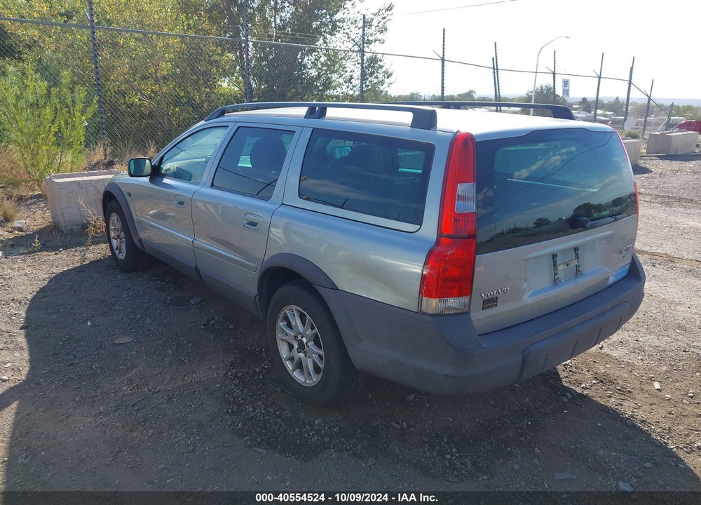 2004 VOLVO XC70 2.5T VIN: YV1SZ59H541124117