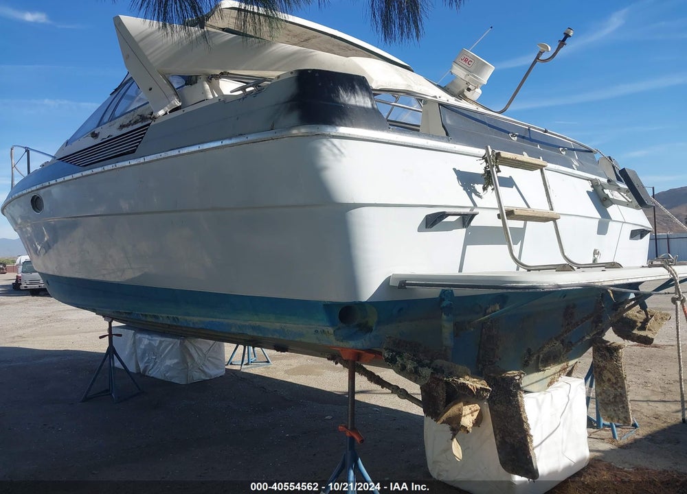 1988 BAYLINER --- VIN: 00000BLBA07EJC889