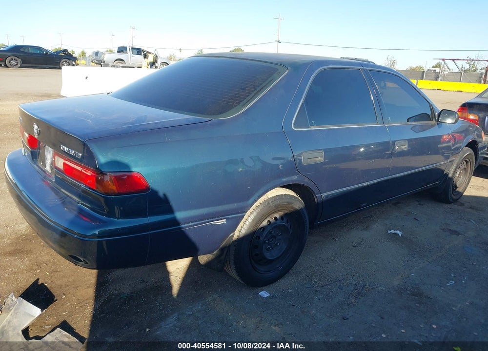 1997 TOYOTA CAMRY LE VIN: 4T1BG22K6VU793072