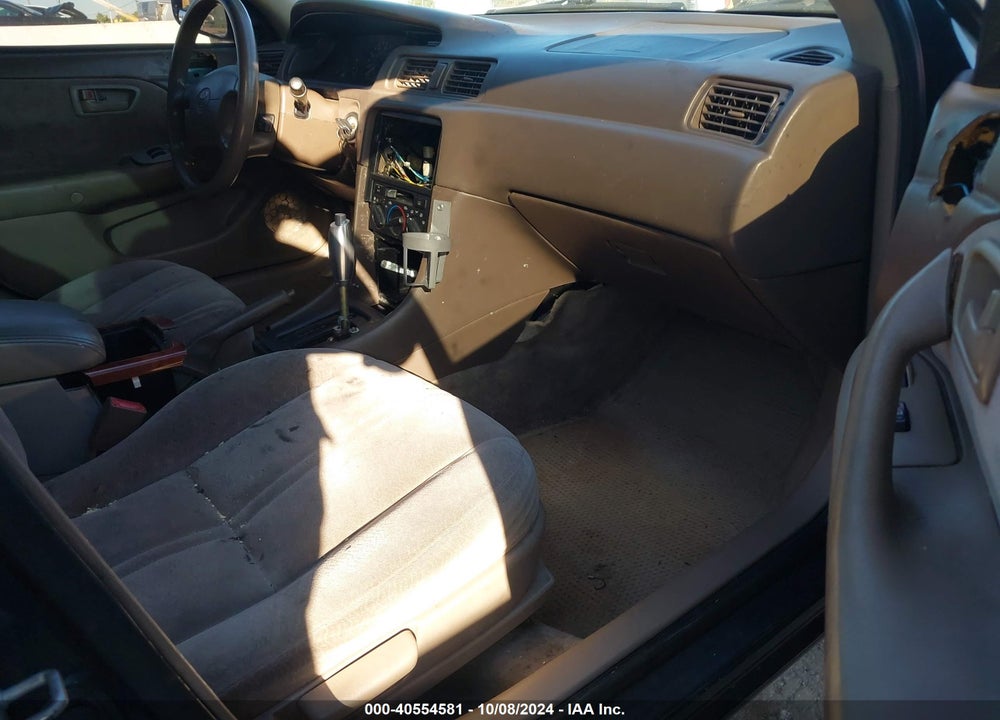 1997 TOYOTA CAMRY LE VIN: 4T1BG22K6VU793072