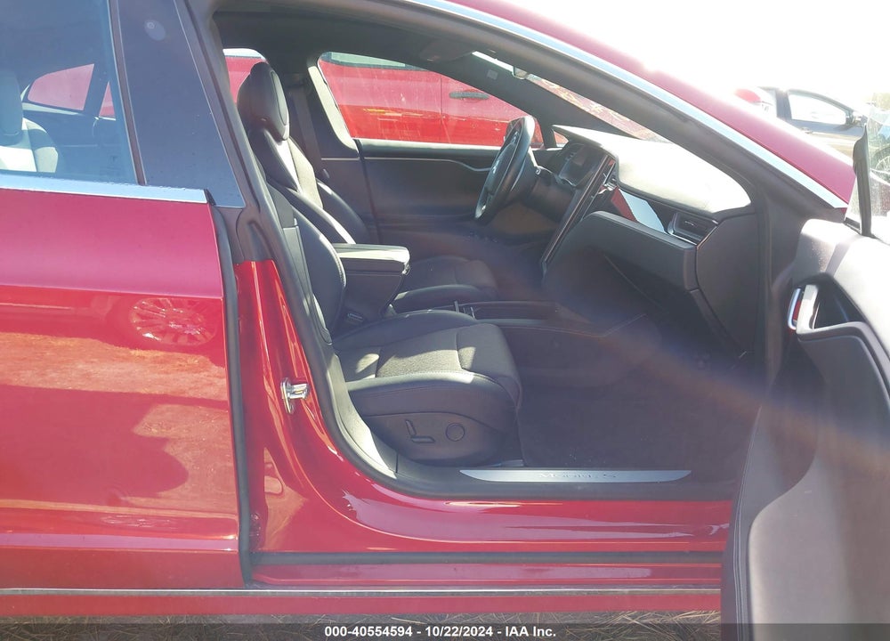2018 TESLA MODEL S 100D/75D/P100D VIN: 5YJSA1E26JF295775