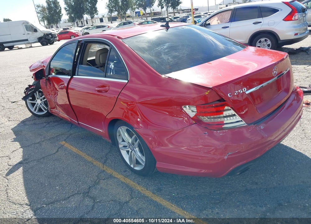 2014 MERCEDES-BENZ C 250 LUXURY/SPORT VIN: WDDGF4HBXEA929761