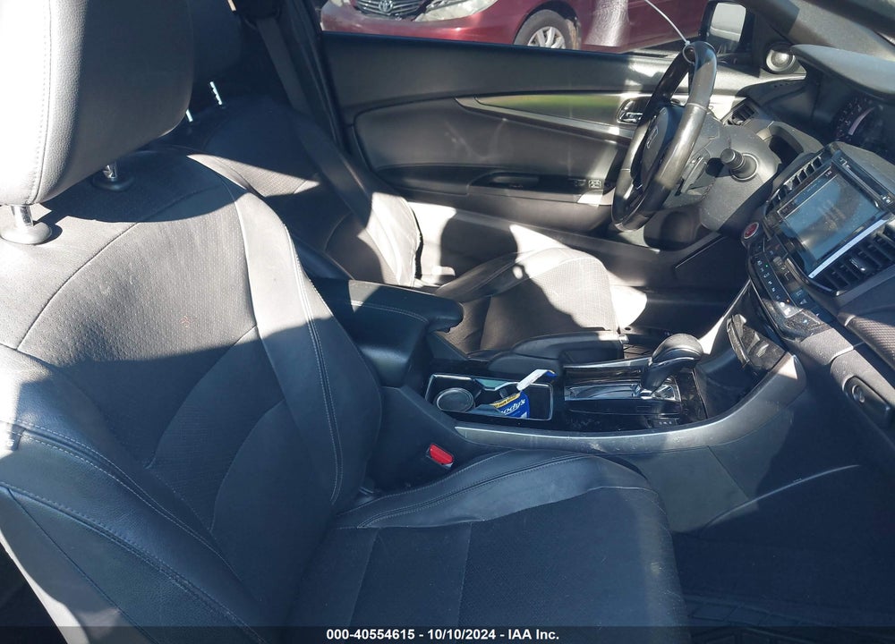 2016 HONDA ACCORD EX-L V-6 VIN: 1HGCT2B89GA002984