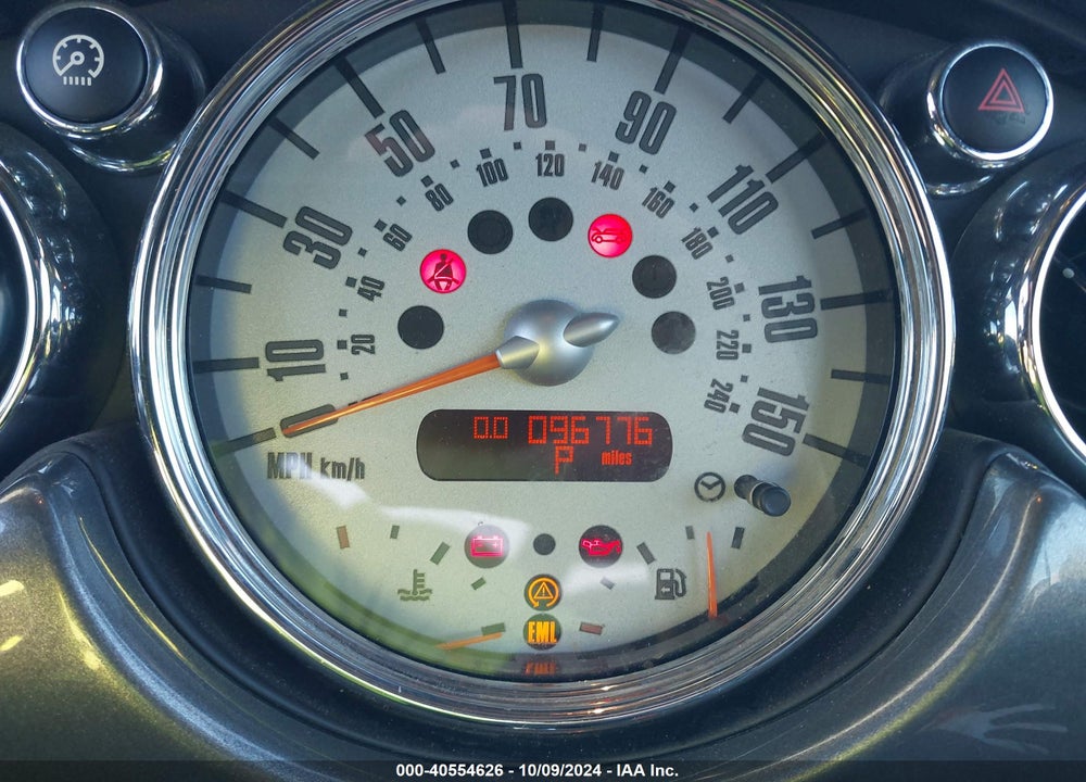 2006 MINI COOPER VIN: WMWRF33566TG15920