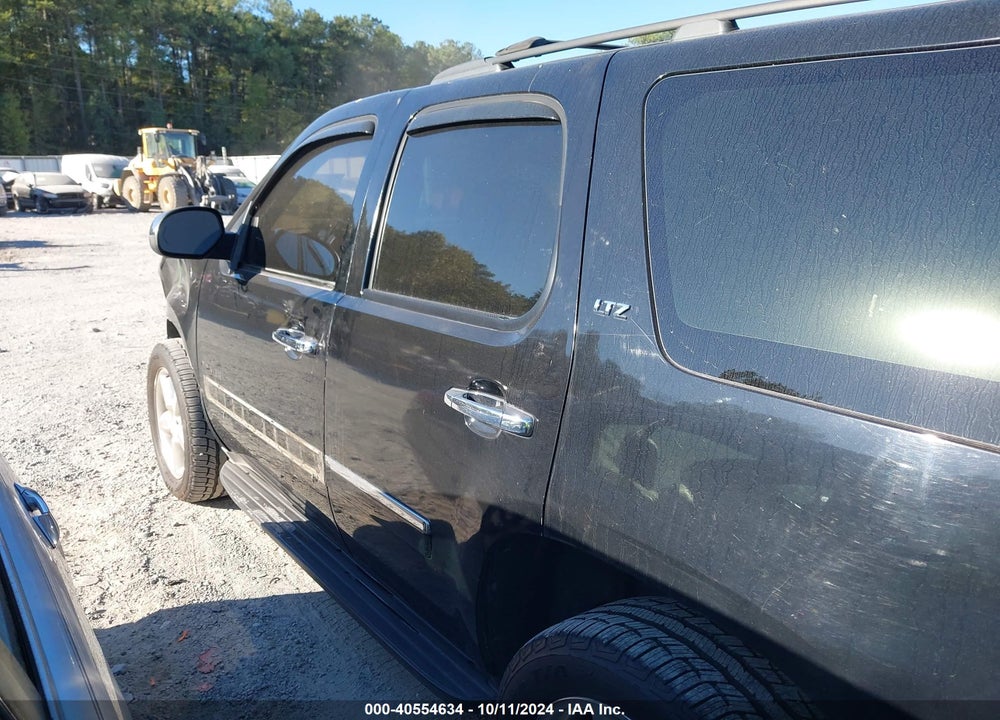 2011 CHEVROLET TAHOE LTZ VIN: 1GNSKCE08BR176765
