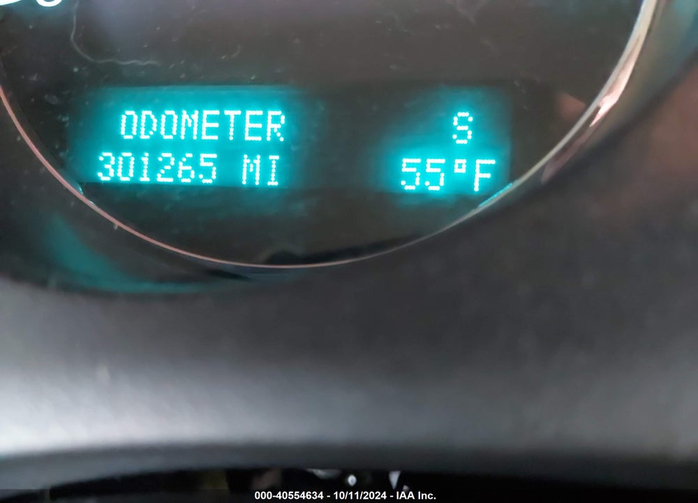 2011 CHEVROLET TAHOE LTZ VIN: 1GNSKCE08BR176765