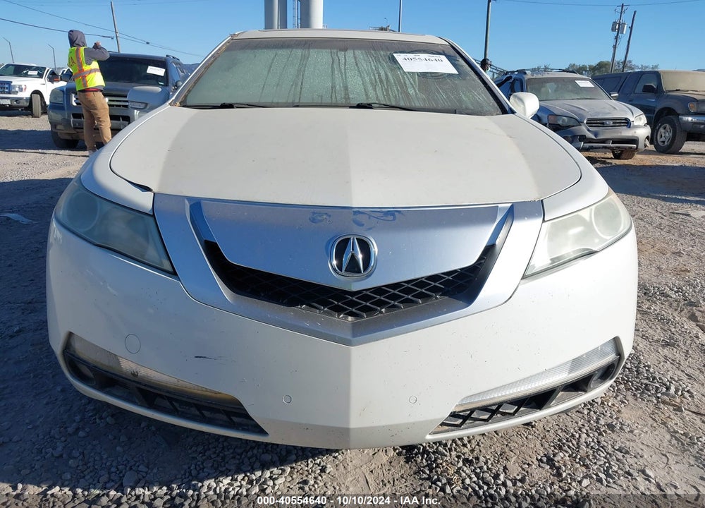 2010 ACURA TL 3.5 VIN: 19UUA8F52AA012213