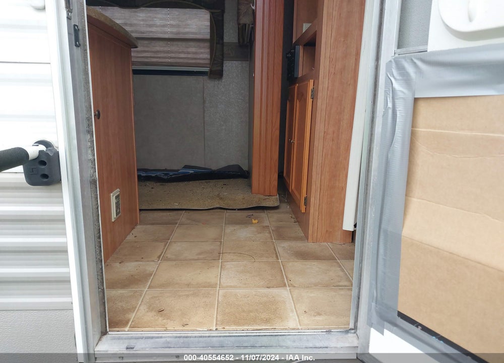 2009 KEYSTONE SPRINGDALE VIN: 4YDT3032X93102190