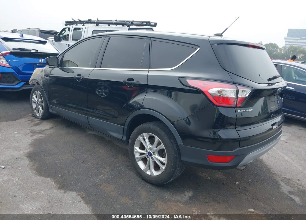 2017 FORD ESCAPE SE VIN: 1FMCU0G99HUF08375