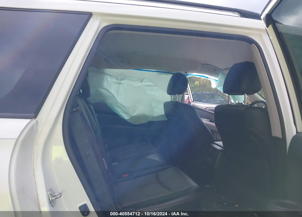 2019 NISSAN PATHFINDER SL VIN: 5N1DR2MMXKC626068