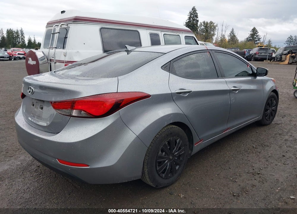 2016 HYUNDAI ELANTRA SE VIN: 5NPDH4AE4GH706509