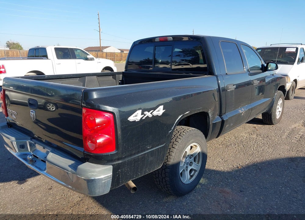 2005 DODGE DAKOTA SLT VIN: 1D7HW48K75S309772