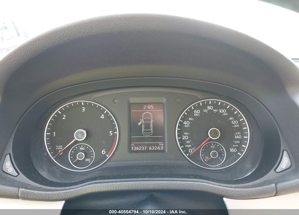 2013 VOLKSWAGEN PASSAT 2.0L TDI SE VIN: 1VWBN7A32DC007545