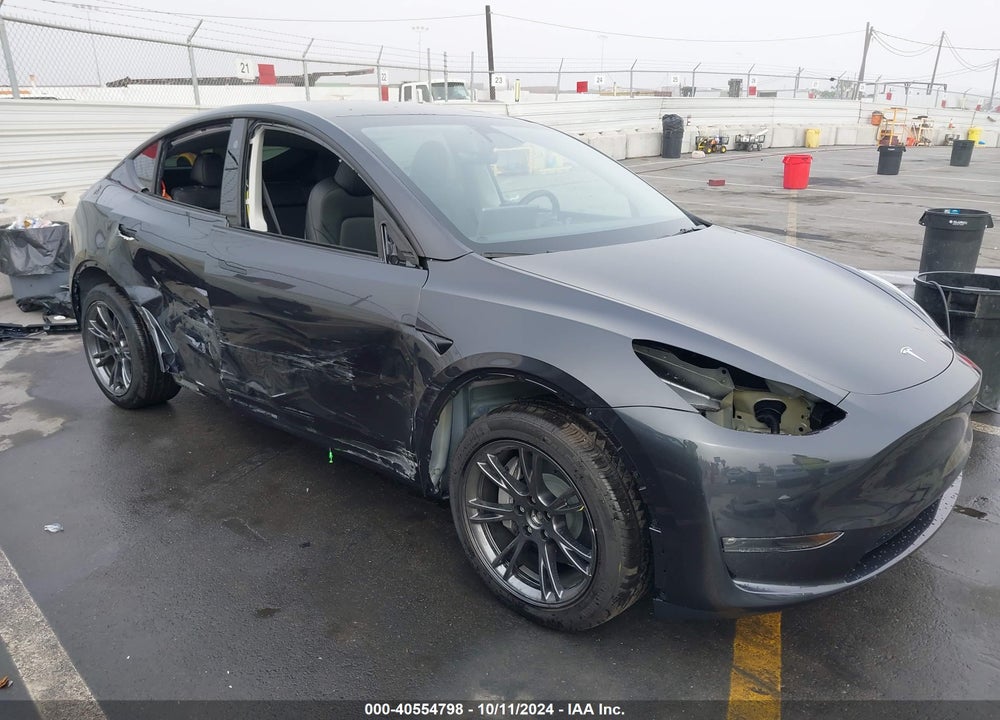 2024 TESLA MODEL Y LONG RANGE DUAL MOTOR ALL-WHEEL DRIVE VIN: 7SAYGDEEXRF180731