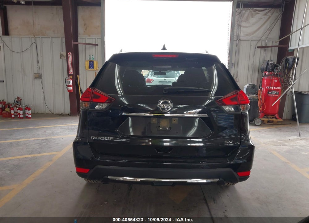 2017 NISSAN ROGUE SV VIN: JN8AT2MTXHW142753