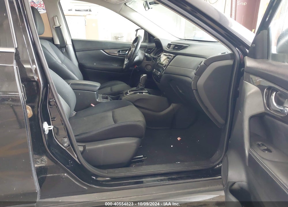 2017 NISSAN ROGUE SV VIN: JN8AT2MTXHW142753