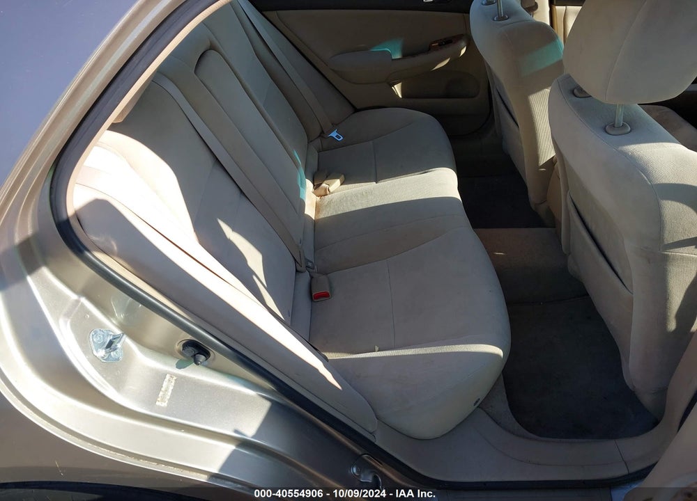 2003 HONDA ACCORD 2.4 EX VIN: JHMCM56683C023649