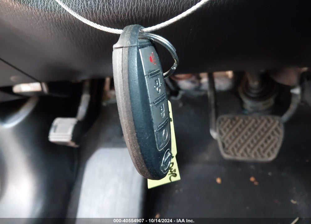 2018 NISSAN PATHFINDER SV VIN: 5N1DR2MM0JC646716