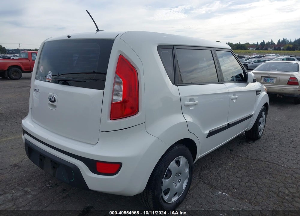 2013 KIA SOUL VIN: KNDJT2A56D7577386