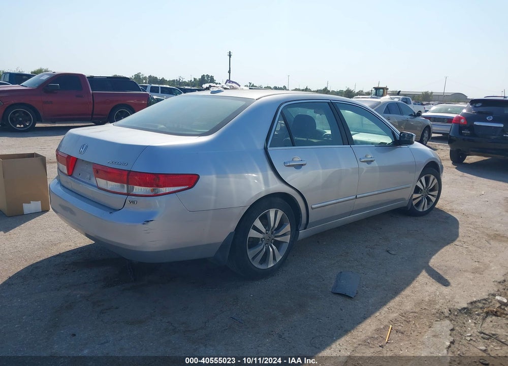2004 HONDA ACCORD 3.0 EX VIN: 1HGCM66554A104184