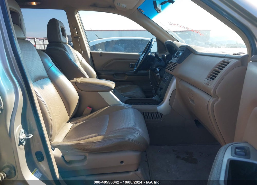 2004 HONDA PILOT EX-L VIN: 2HKYF18644H546356