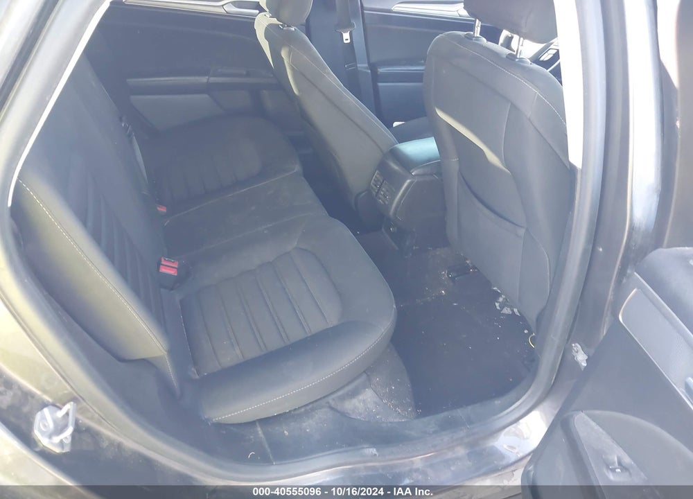 2019 FORD FUSION SE VIN: 3FA6P0HD4KR173316