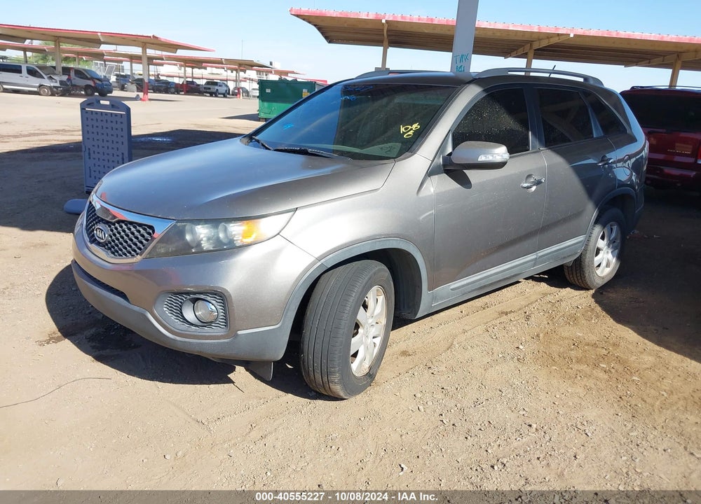2011 KIA SORENTO LX VIN: 5XYKT4A13BG083466