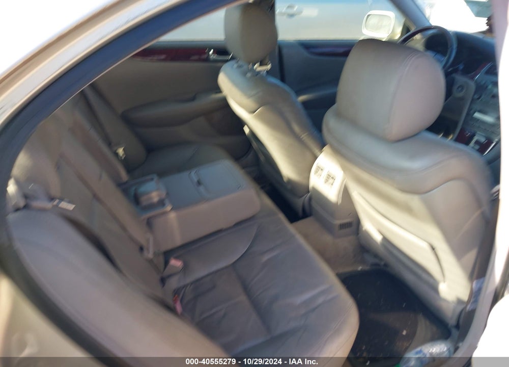 2004 LEXUS ES 330 VIN: JTHBA30G840010929