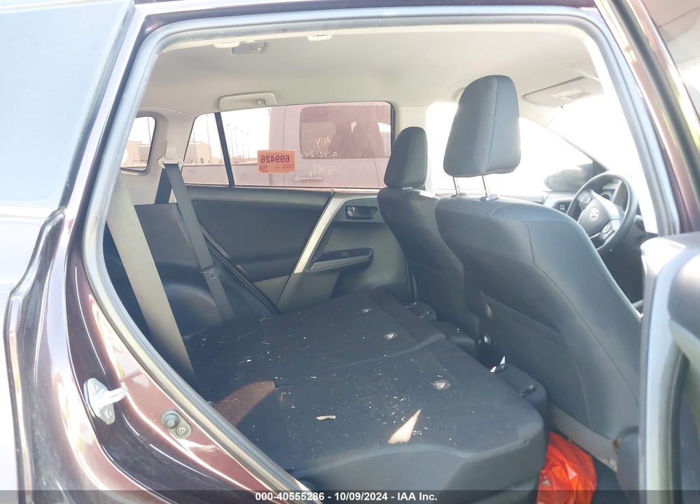 2018 TOYOTA RAV4 LE VIN: 2T3ZFREV5JW516026