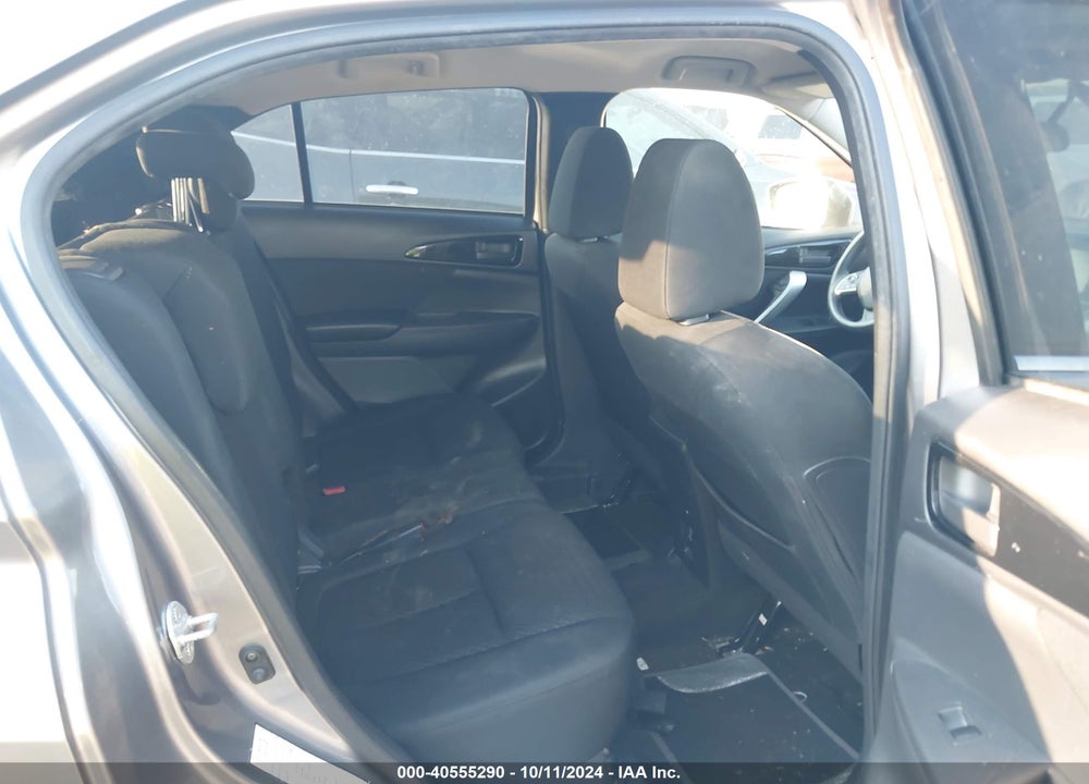 2019 MITSUBISHI ECLIPSE CROSS ES VIN: JA4AS3AA1KZ014182