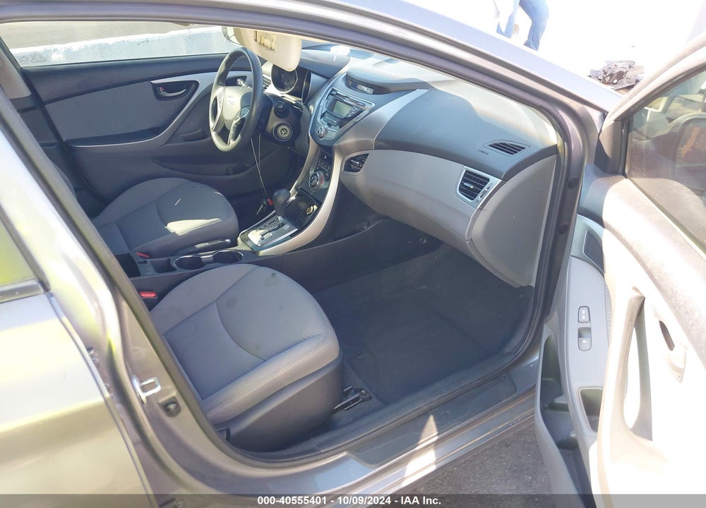 2013 HYUNDAI ELANTRA GLS VIN: 5NPDH4AE8DH206705