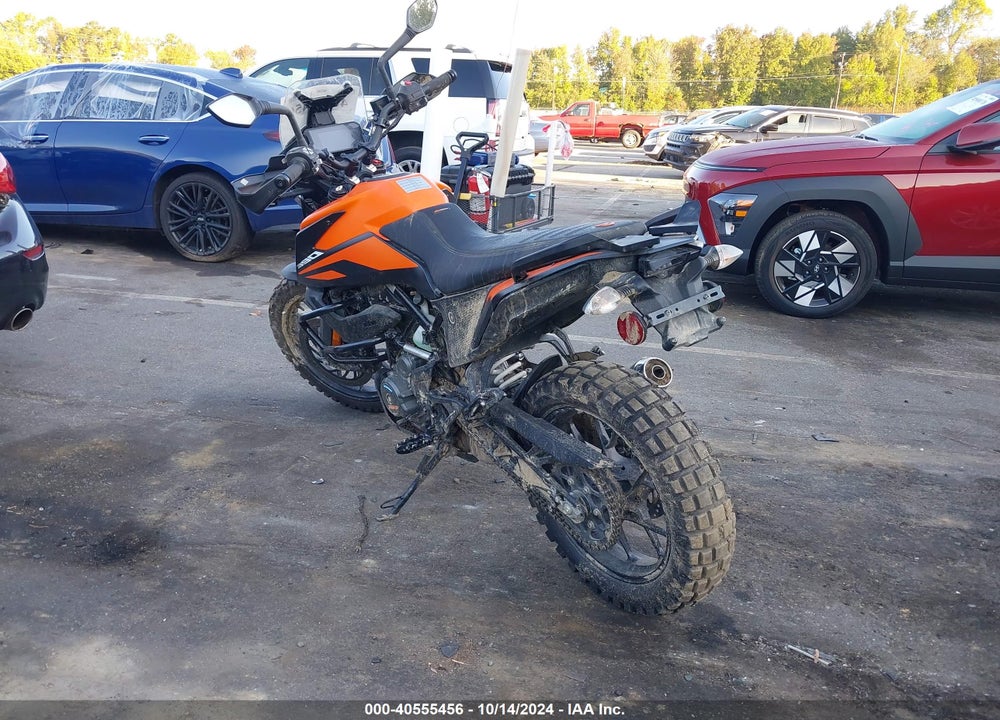 2020 KTM 390 ADVENTURE VIN: MD2JGJ403LC205910