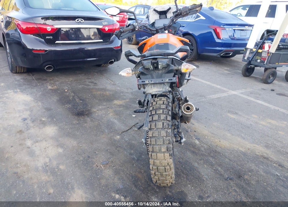 2020 KTM 390 ADVENTURE VIN: MD2JGJ403LC205910