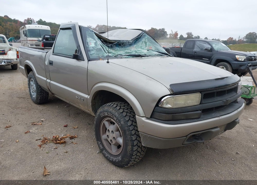 2000 CHEVROLET S-10 LS VIN: 1GCDT14W9YK246204