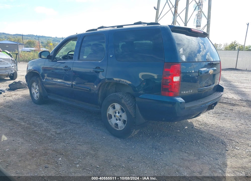 2007 CHEVROLET TAHOE LT VIN: 1GNEK13067J118289