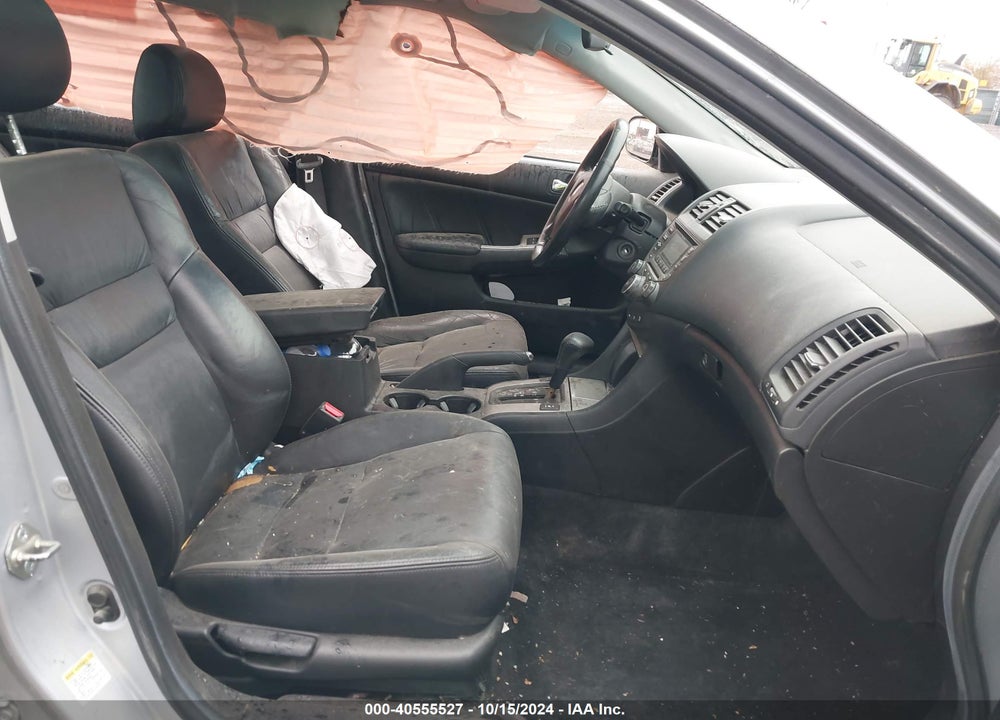 2005 HONDA ACCORD 2.4 EX VIN: 1HGCM56855A009338