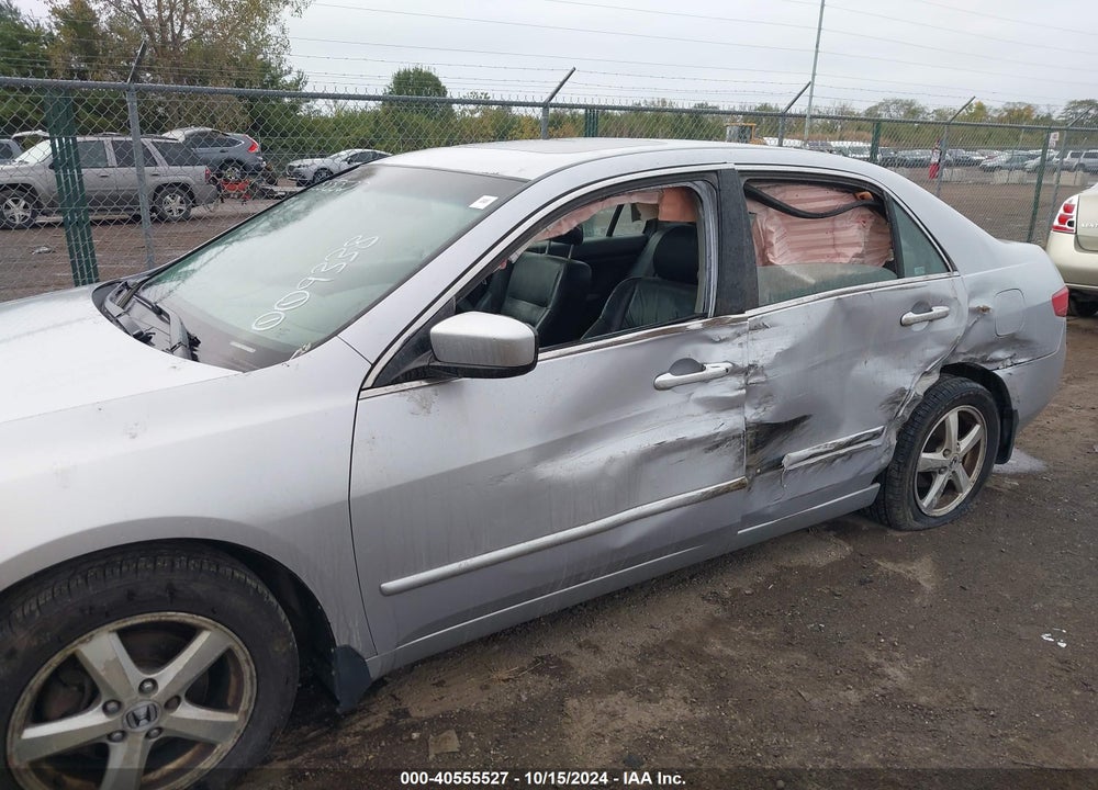 2005 HONDA ACCORD 2.4 EX VIN: 1HGCM56855A009338