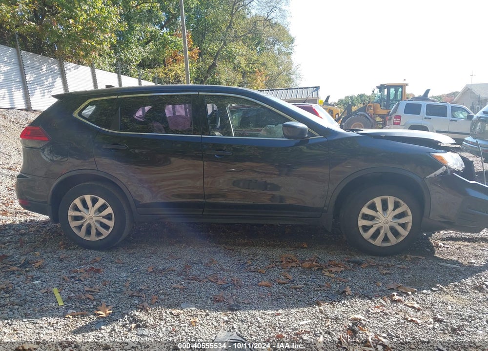 2017 NISSAN ROGUE S VIN: JN8AT2MV0HW259582