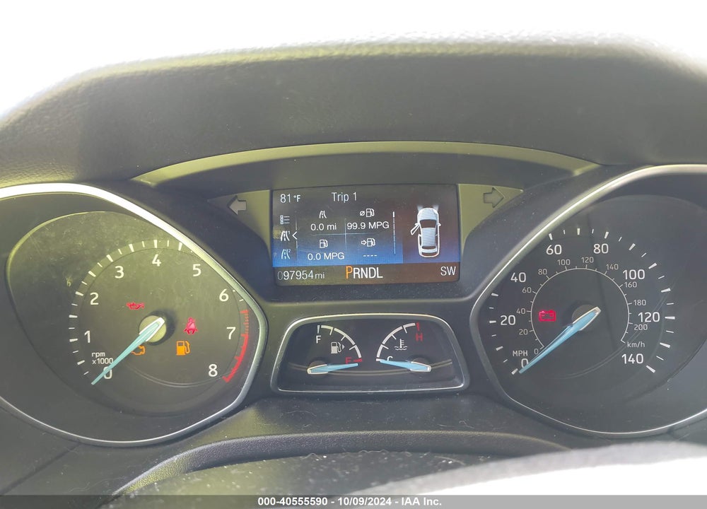 2018 FORD FOCUS SE VIN: 1FADP3K27JL254601