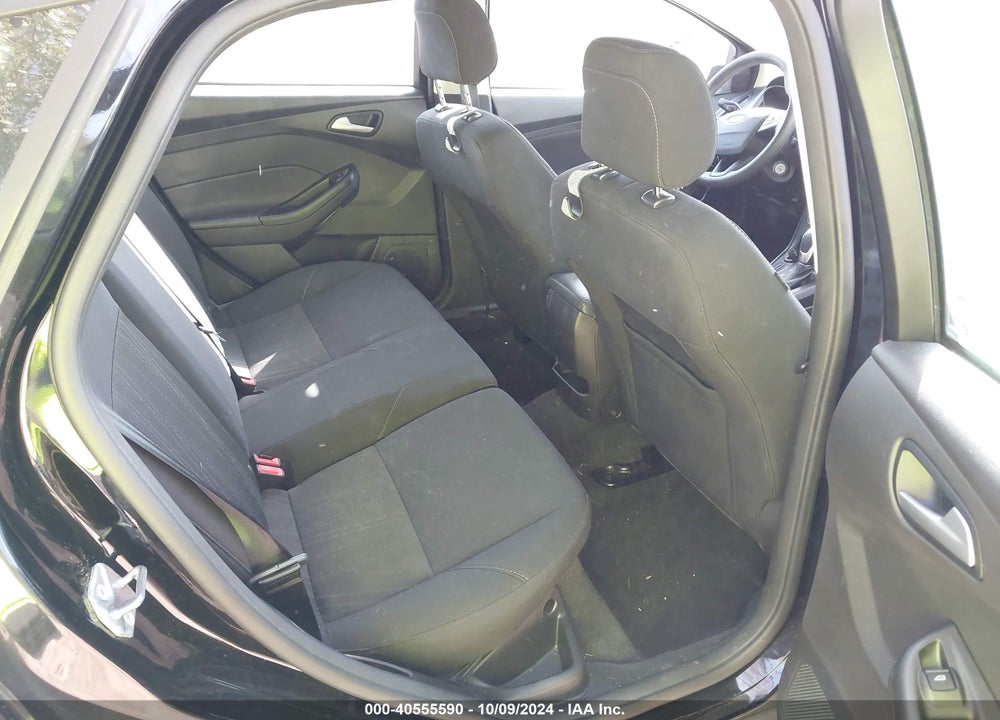 2018 FORD FOCUS SE VIN: 1FADP3K27JL254601