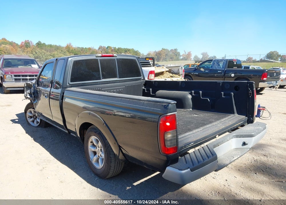 2002 NISSAN FRONTIER XE VIN: 1N6DD26S32C330241