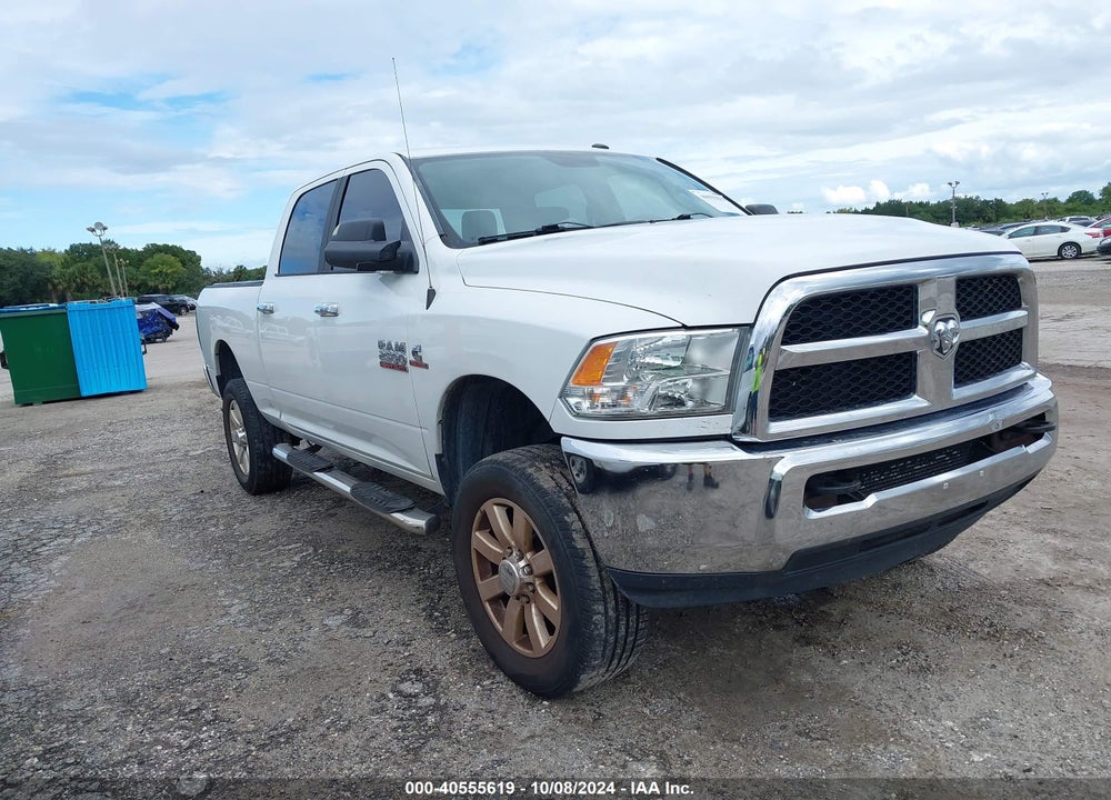 2017 RAM 2500 SLT 4X4 6'4 BOX VIN: 3C6UR5DL6HG744015