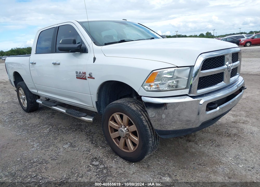 2017 RAM 2500 SLT 4X4 6'4 BOX VIN: 3C6UR5DL6HG744015