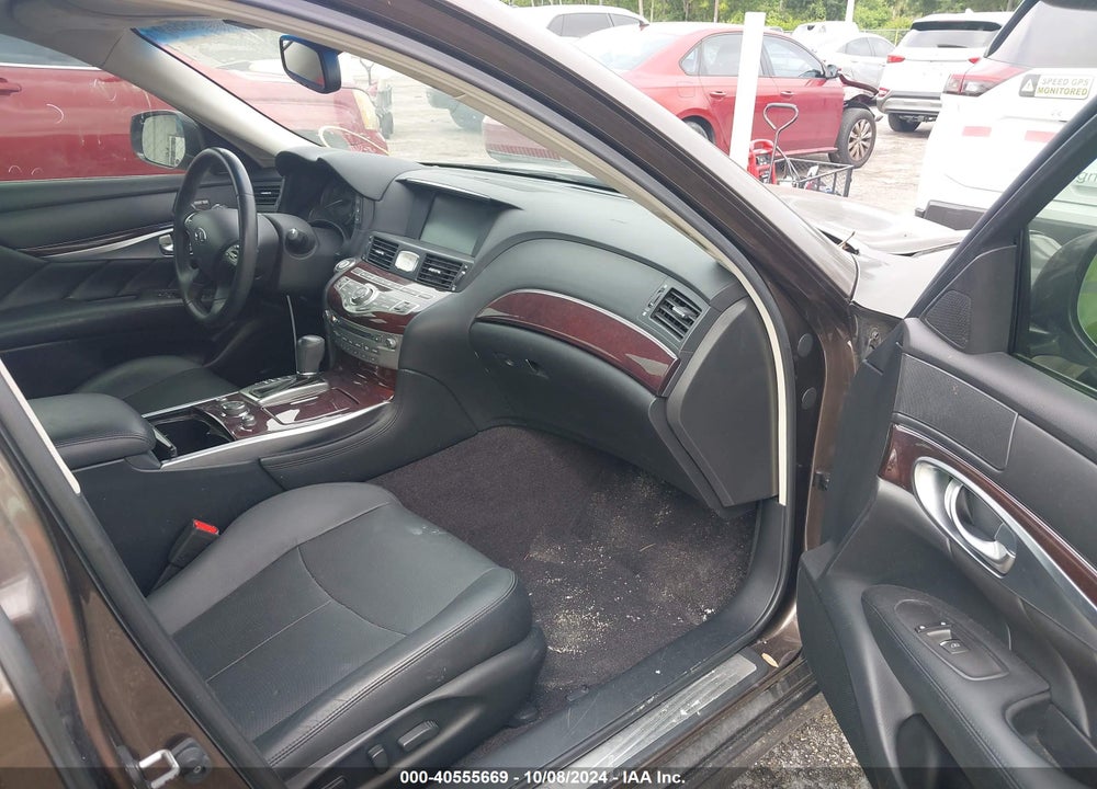 2018 INFINITI Q70 3.7 LUXE VIN: JN1BY1AP2JM180162