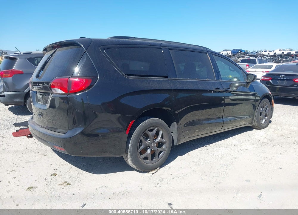 2019 CHRYSLER PACIFICA TOURING L VIN: 2C4RC1BG0KR522778